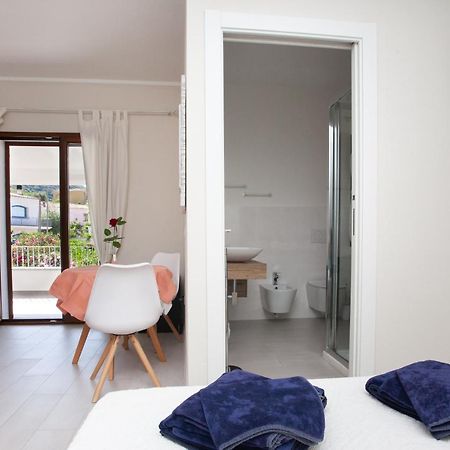 Lu Lioni Rooms San Teodoro  Kültér fotó