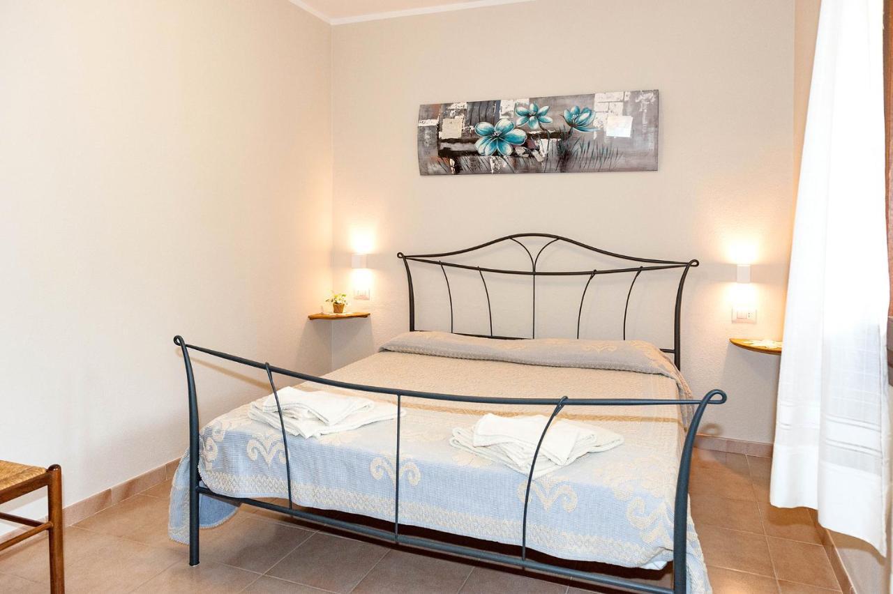 Lu Lioni Rooms San Teodoro  Kültér fotó