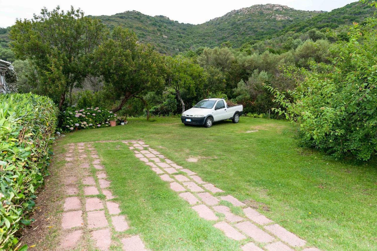 Lu Lioni Rooms San Teodoro  Kültér fotó