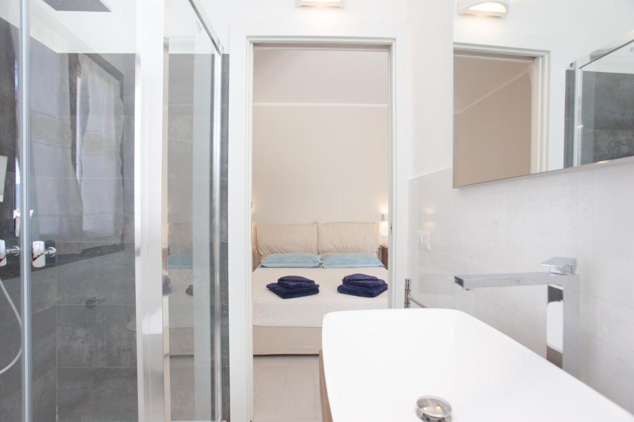 Lu Lioni Rooms San Teodoro  Kültér fotó
